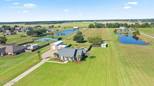 $799,000 | 8326 Sidney Gautreaux Road, Abbeville, LA 70510