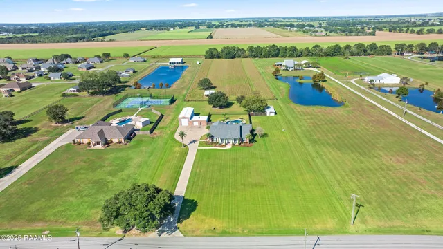 $799,000 | 8326 Sidney Gautreaux Road, Abbeville, LA 70510