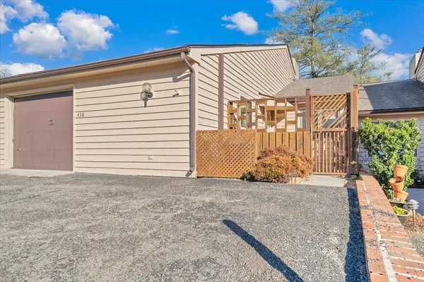 $269,000 | 438 Windward Drive Southwest, Roanoke, VA 24018