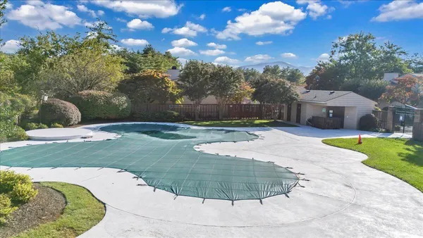 $269,000 | 438 Windward Drive Southwest, Roanoke, VA 24018