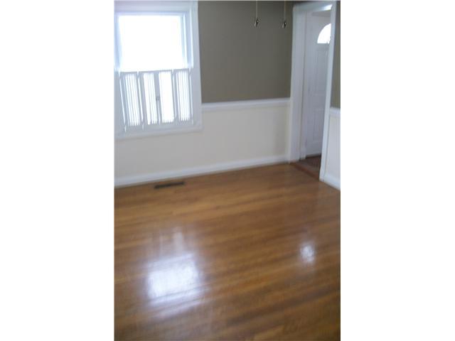 4570 Amesbury Road Columbus, OH 43227 - Photo 14 of 23 Gallery Image 14