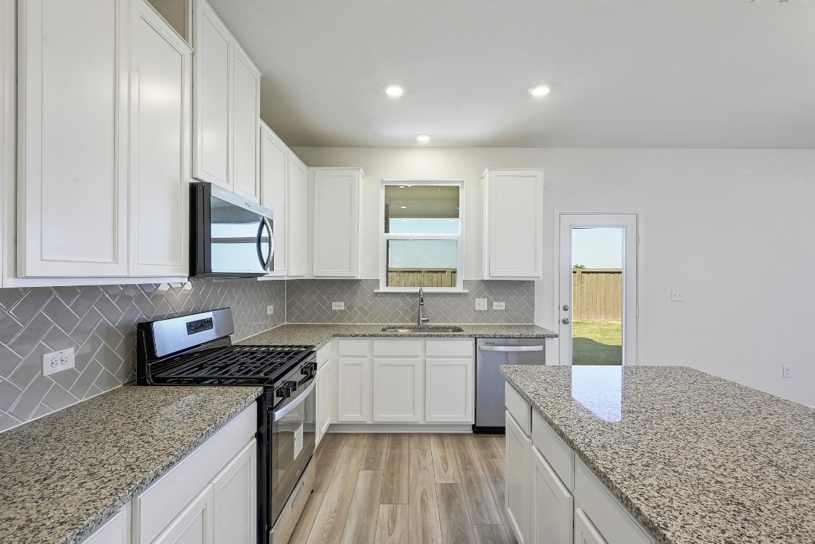 307 Summit Drive Lockhart, TX 78644 - Photo 11 of 30