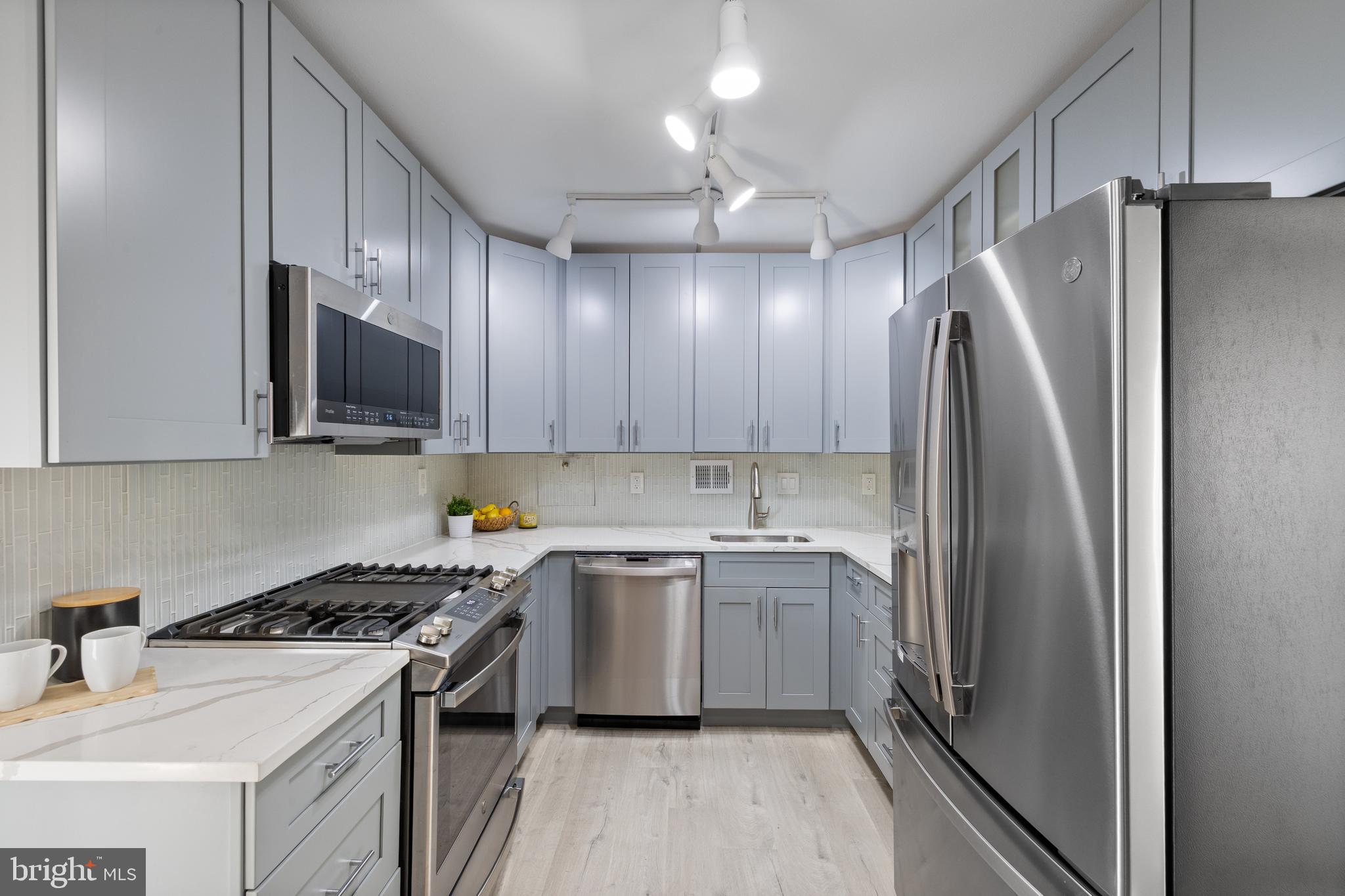 4515 Willard Avenue, Unit 1203S Chevy Chase, MD 20815 - Photo 10 of 40 Gleaming white and shining