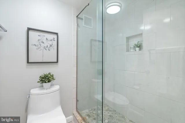 $599,000 | 4515 Willard Avenue, Unit 1203S, Chevy Chase, MD 20815