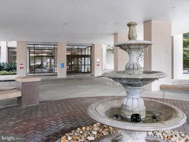 $599,000 | 4515 Willard Avenue, Unit 1203S, Chevy Chase, MD 20815