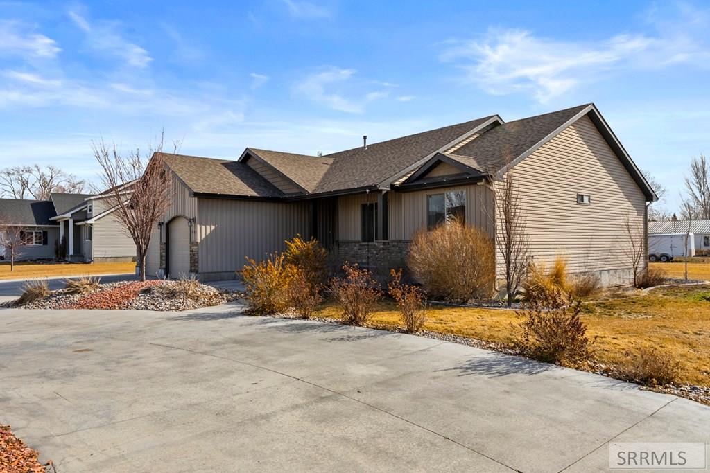 303 Park Avenue Firth, ID 83236 - Photo 35 of 49