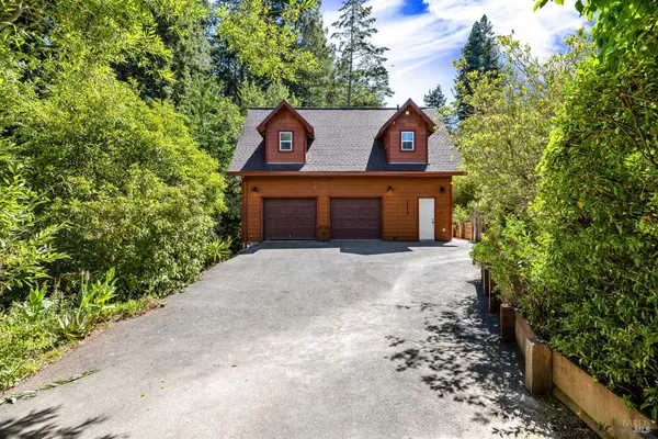 $1,199,000 | 9935 Occidental Road, Sebastopol, CA 95472