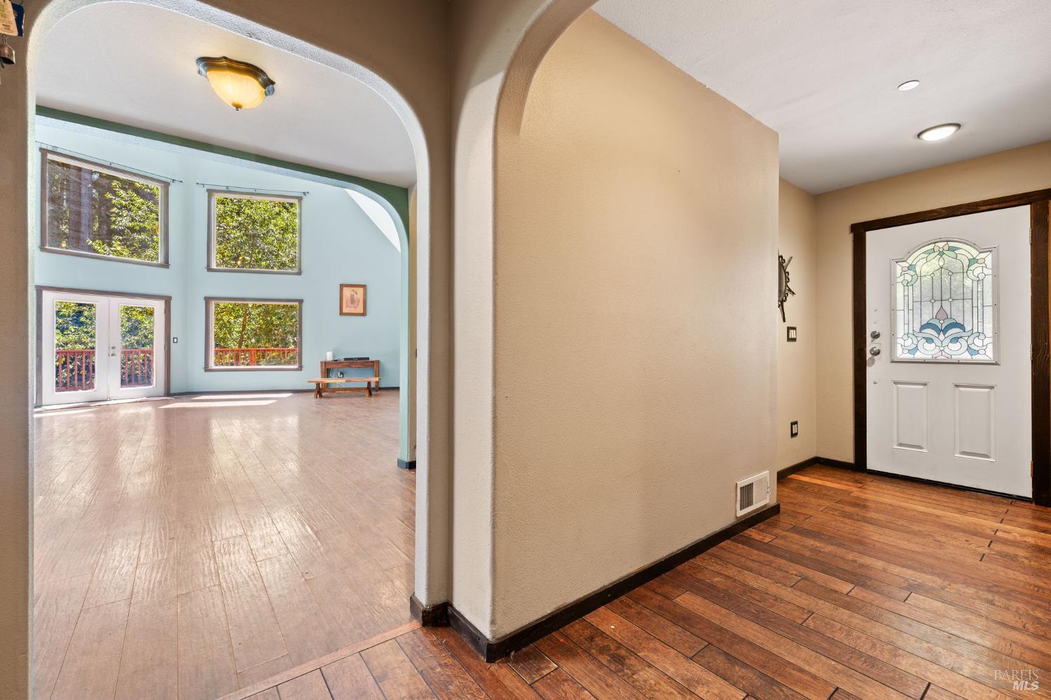 9935 Occidental Road Sebastopol, CA 95472 - Photo 10 of 53 Hallway from front door into house
