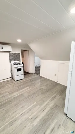 a room with a dresser