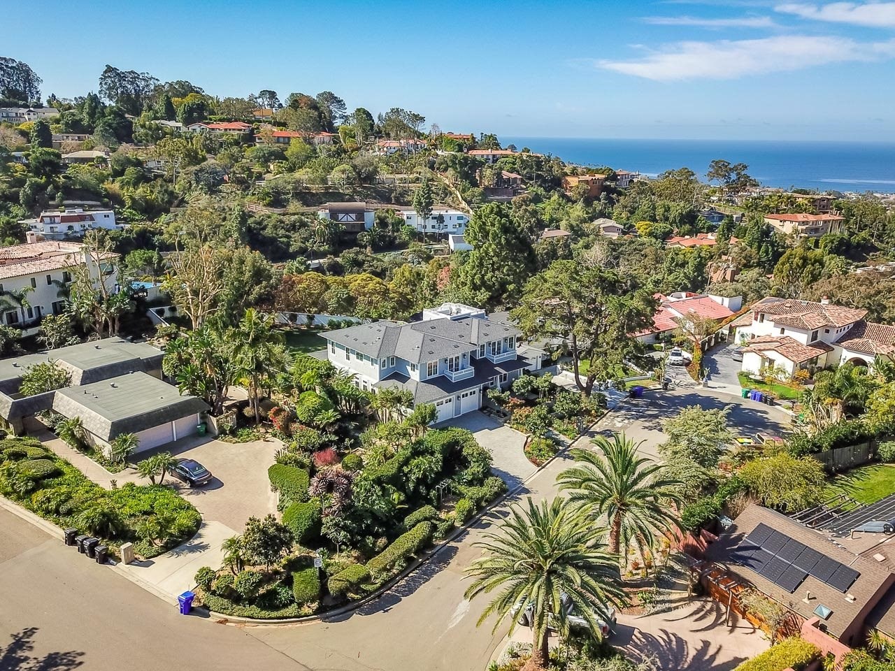 1685 Marisma Way La Jolla, CA 92037 - Photo 2 of 25