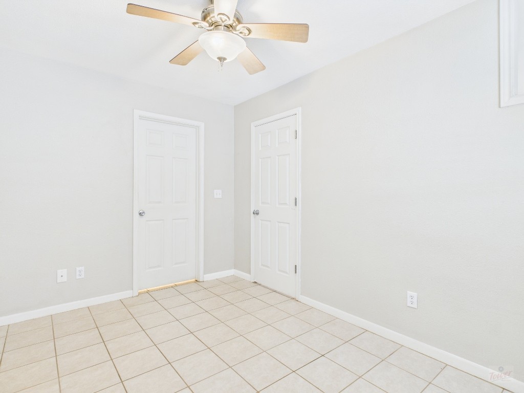 304 East 33rd Street, Unit 10 Austin, TX 78705 - Photo 16 of 28 a view of an empty room