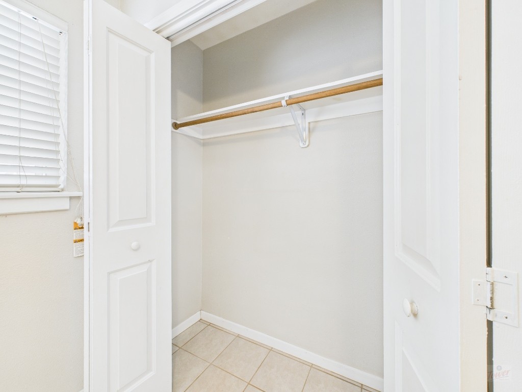 304 East 33rd Street, Unit 10 Austin, TX 78705 - Photo 18 of 28 a view of closet