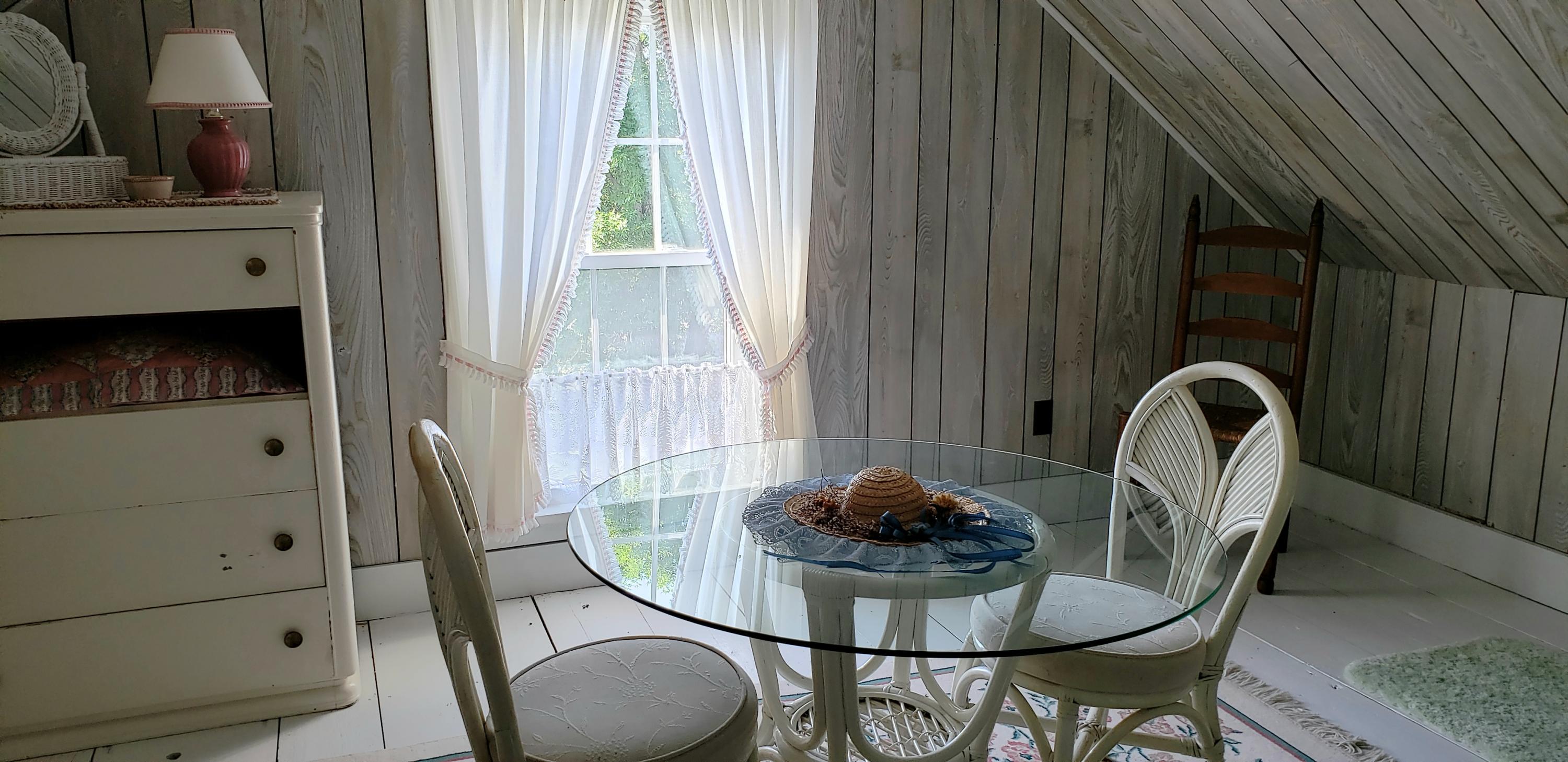 435 Paris Hill Road South Paris, ME 04281 - Photo 30 of 32 3rd floor room