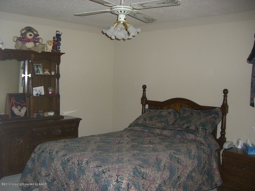 5024 Hillside Road Amarillo, TX 79109 - Photo 27 of 30 Bedroom #3