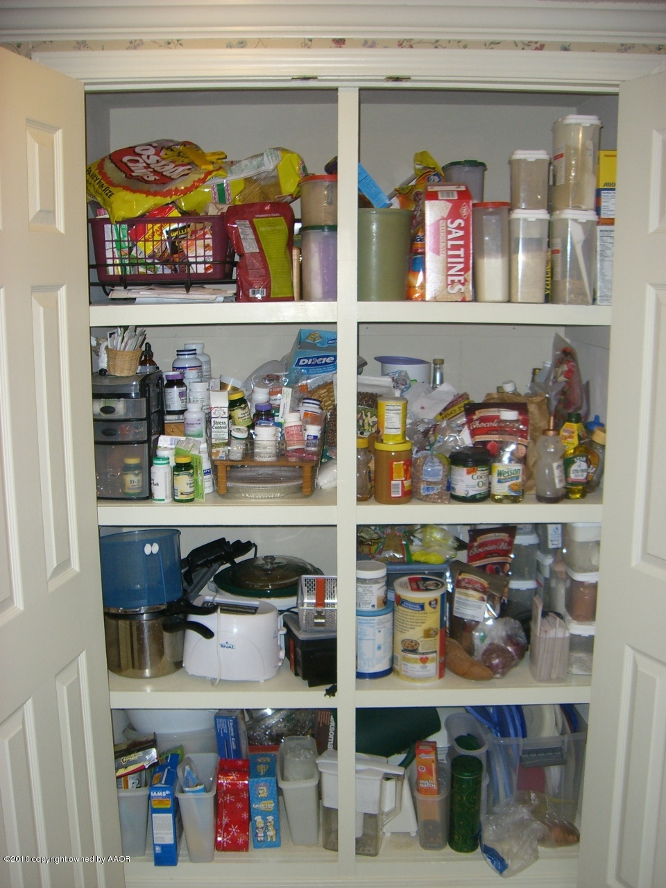 5024 Hillside Road Amarillo, TX 79109 - Photo 8 of 30 Pantry