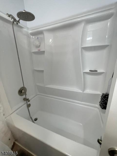 189 McFarlane Road Woodbridge, NJ 07067 - Photo 29 of 35