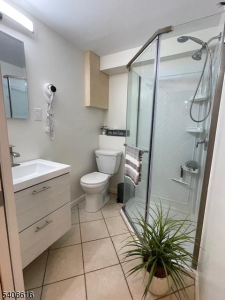 189 McFarlane Road Woodbridge, NJ 07067 - Photo 30 of 35