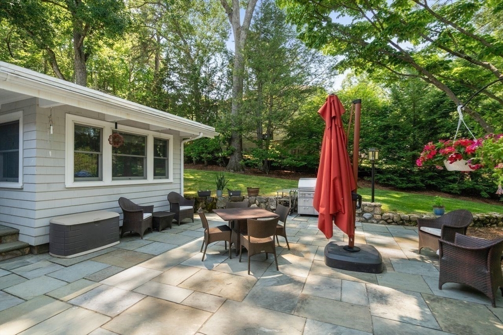 19 Druid Hill Road Newton, MA 02461 - Photo 27 of 35