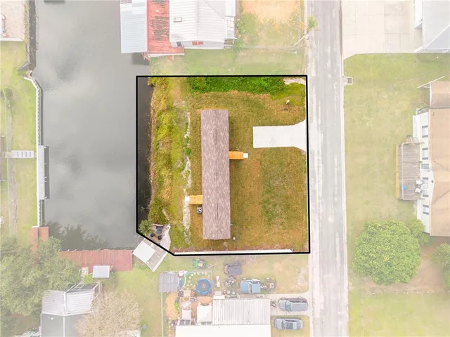 a bathroom with a tub and shower curtain