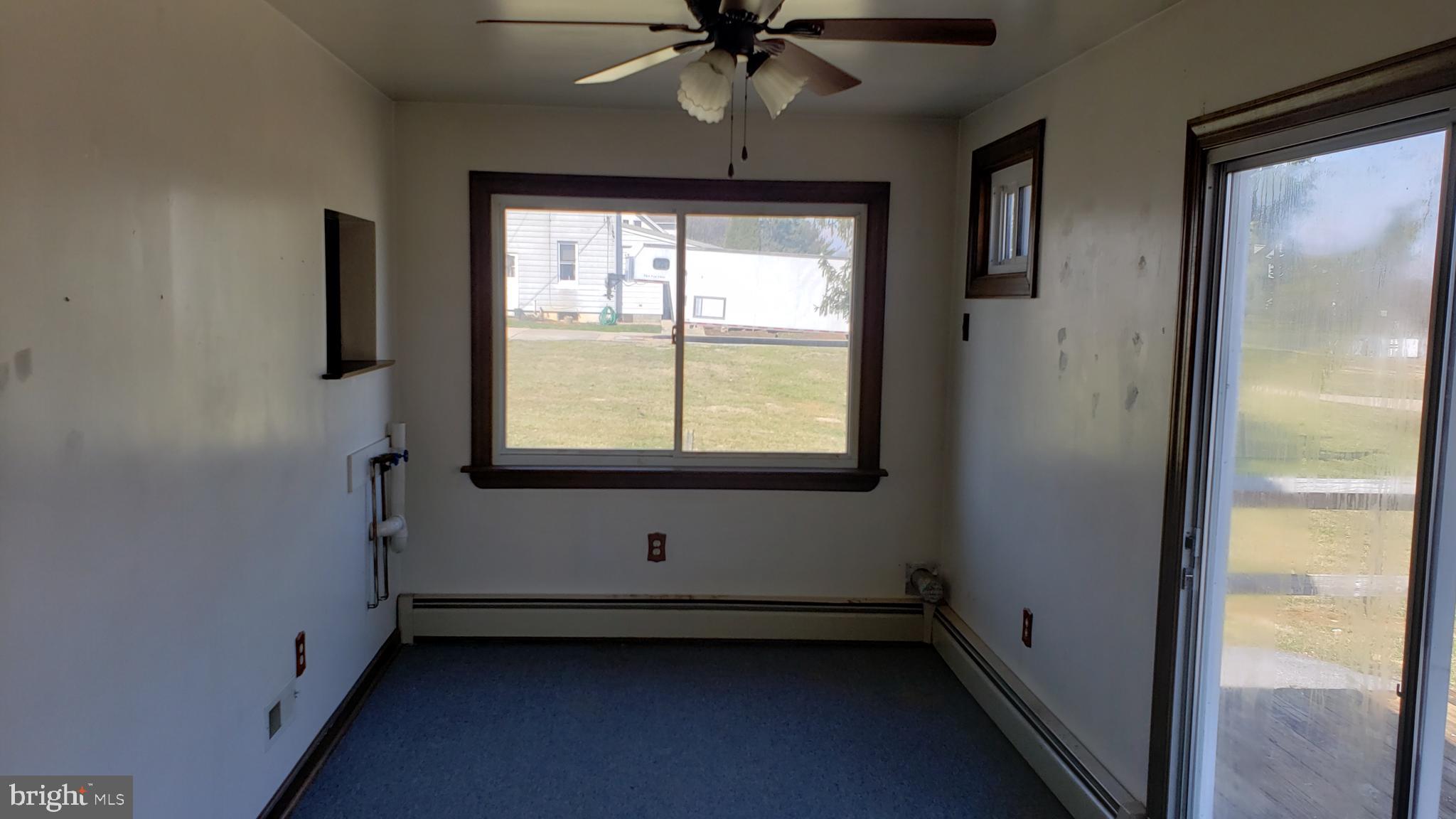 12835 Point Salem Road Hagerstown, MD 21740 - Photo 6 of 13 sunroom
