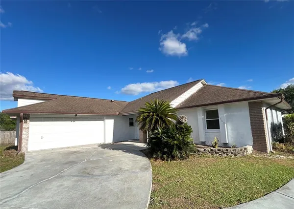 $2,500 | 7508 Glenmoor Lane, Winter Park, FL 32792