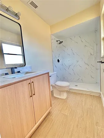 $2,500 | 7508 Glenmoor Lane, Winter Park, FL 32792