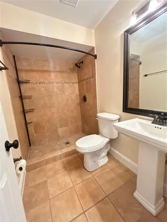 $2,500 | 7508 Glenmoor Lane, Winter Park, FL 32792