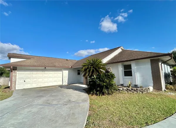 $2,500 | 7508 Glenmoor Lane, Winter Park, FL 32792