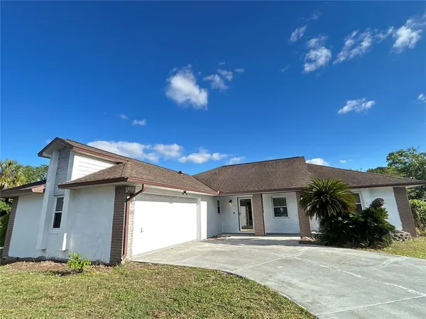 $2,500 | 7508 Glenmoor Lane, Winter Park, FL 32792