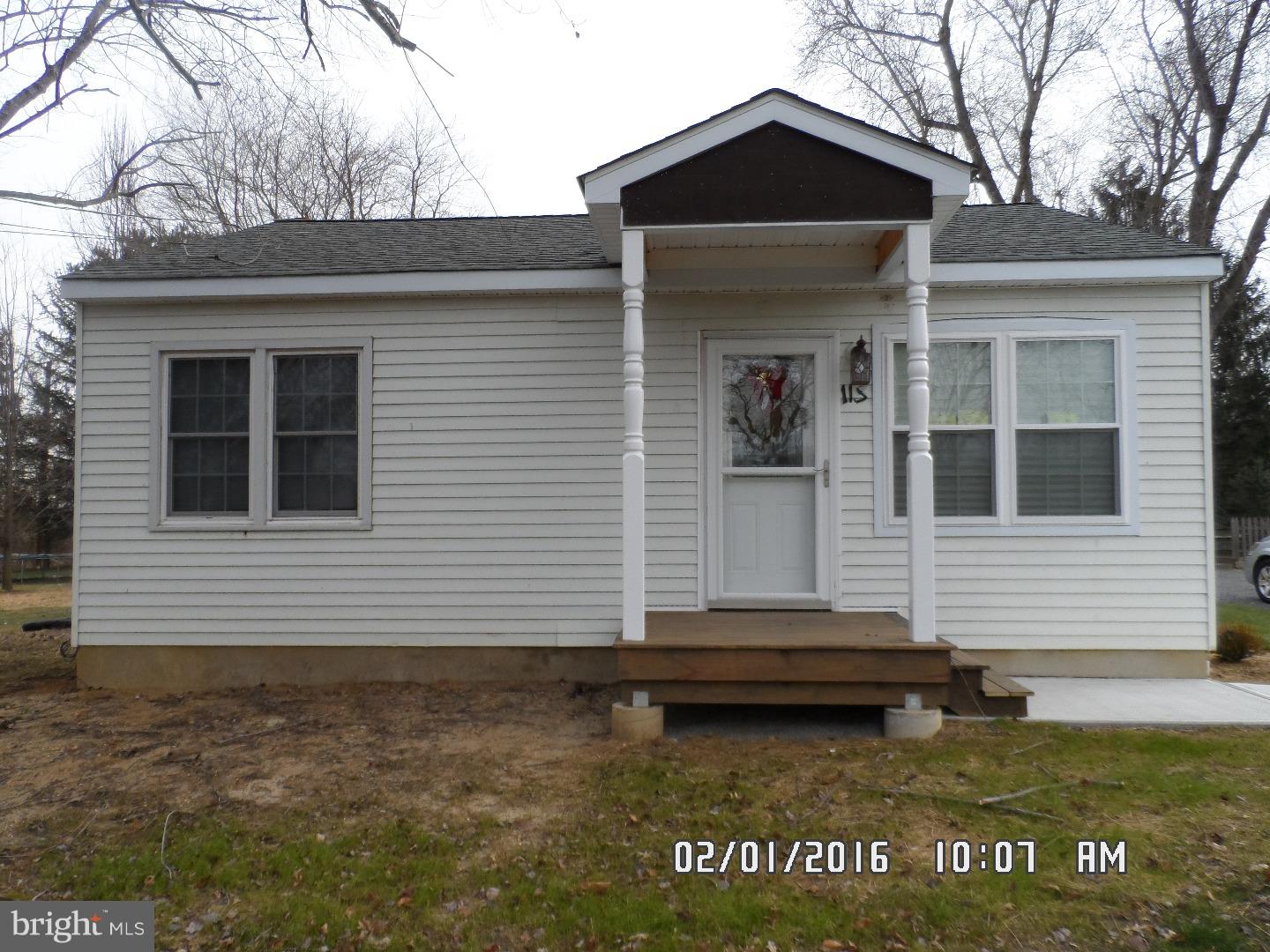 113 Paulson Road Wrightstown, NJ 08562 - Photo 3 of 15 Gallery Image 3