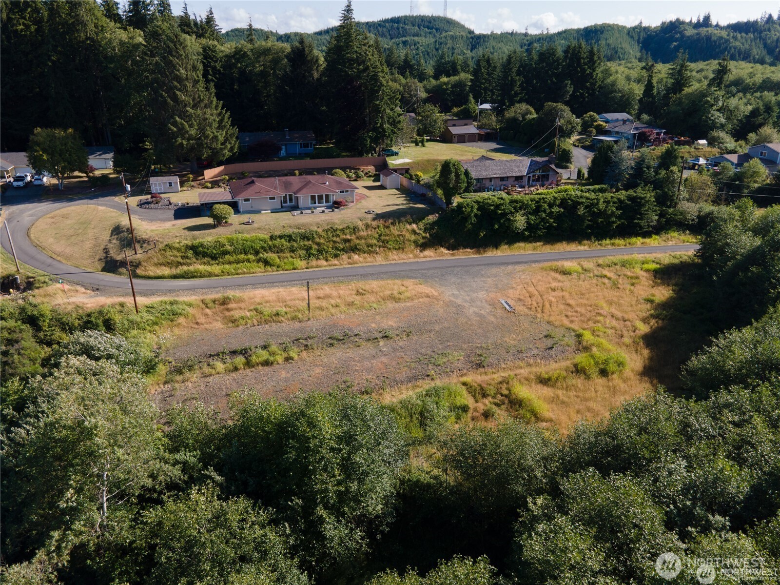 2 Lomax Street Aberdeen, WA 98520 - Photo 4 of 8