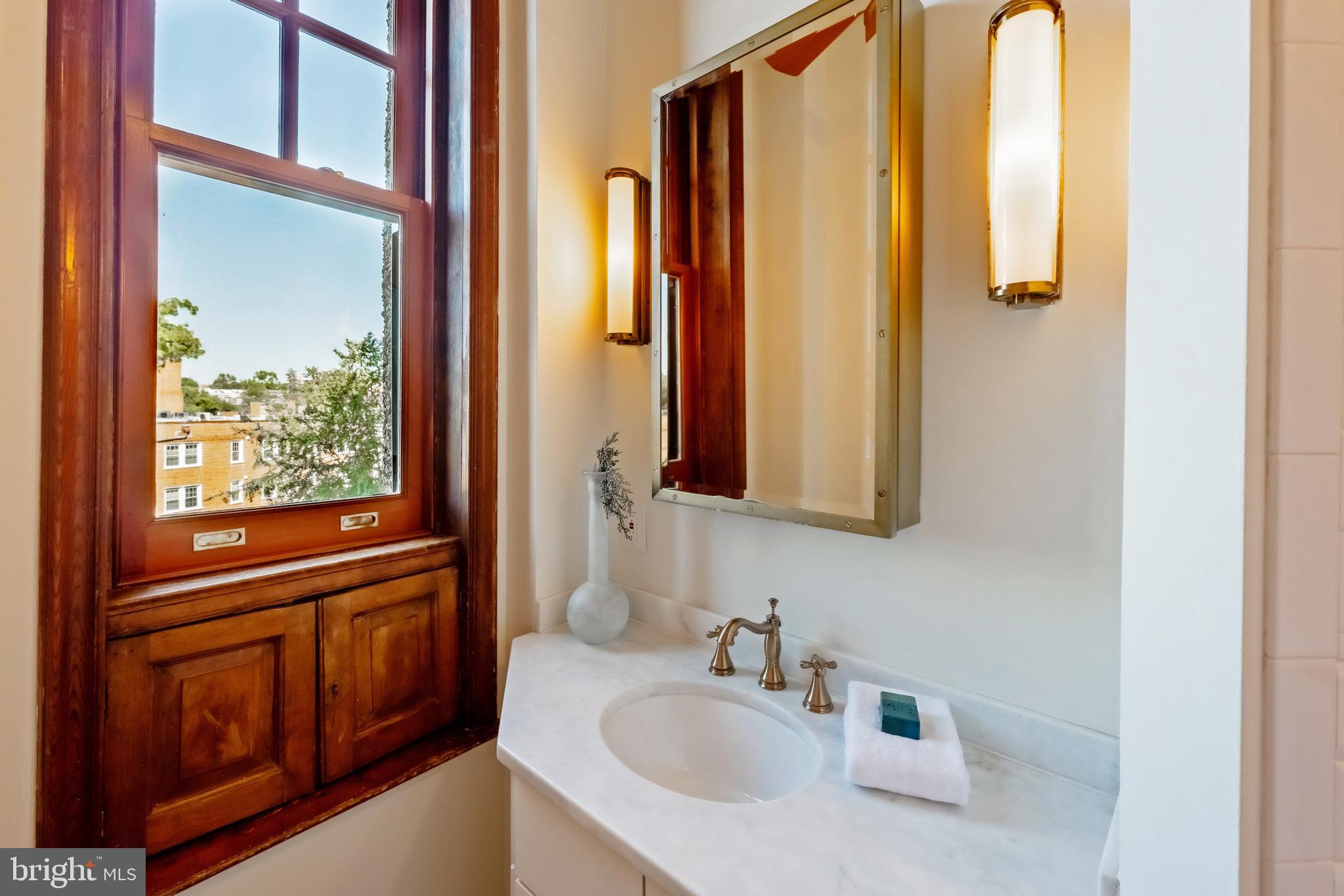 2853 Ontario Road Northwest, Unit 207 Washington, DC 20009 - Photo 17 of 38 Gallery Image 17
