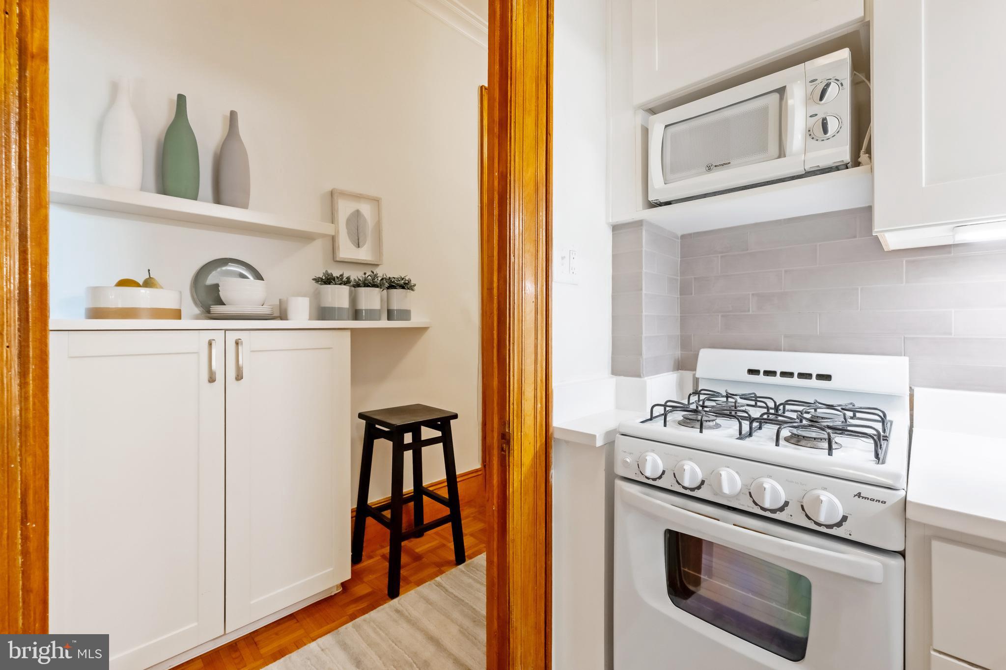 2853 Ontario Road Northwest, Unit 207 Washington, DC 20009 - Photo 10 of 38 Gallery Image 10