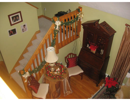 37 Providence Road Grafton, MA 01519 - Photo 3 of 27 Gallery Image 3
