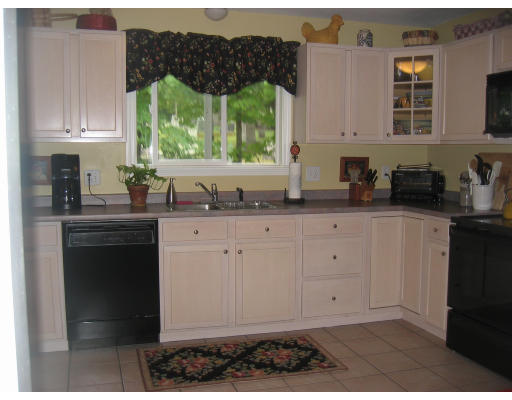 37 Providence Road Grafton, MA 01519 - Photo 9 of 27 Gallery Image 9