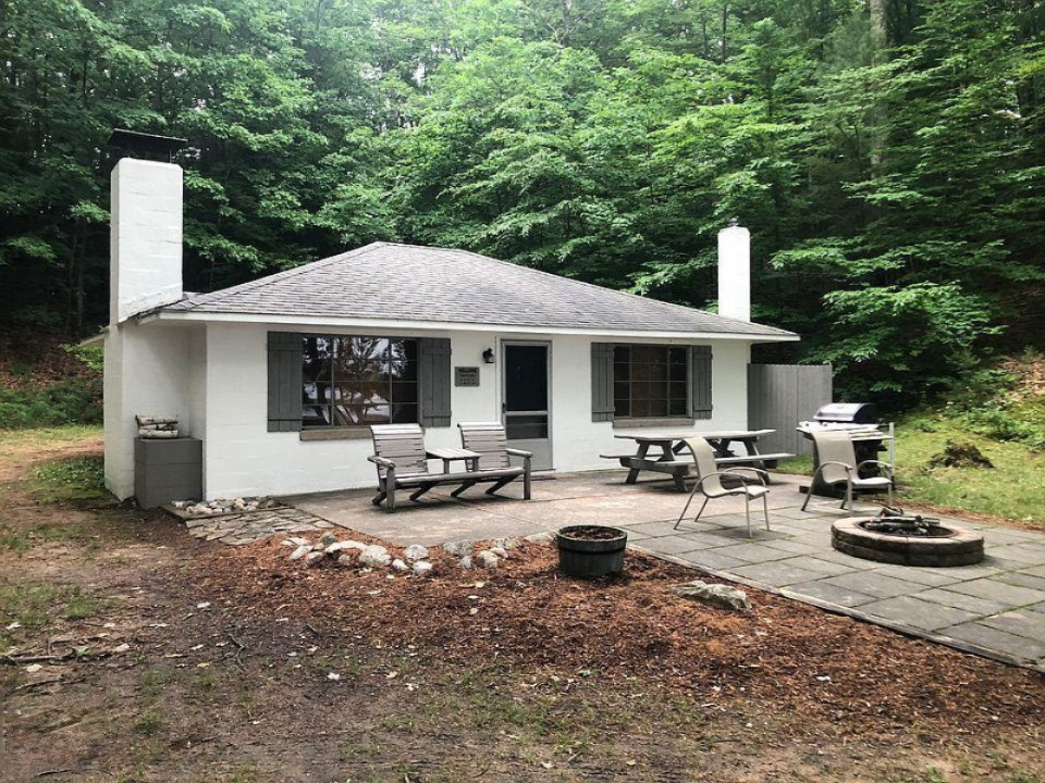 5420 North Lake Road Fountain, MI 49410 - Photo 6 of 16 ford 27
