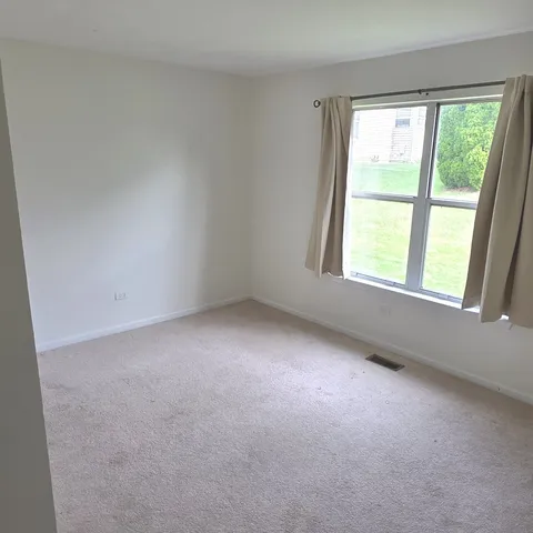 $2,679 | 1192 Sumac Trail, Hoffman Estates, IL 60192