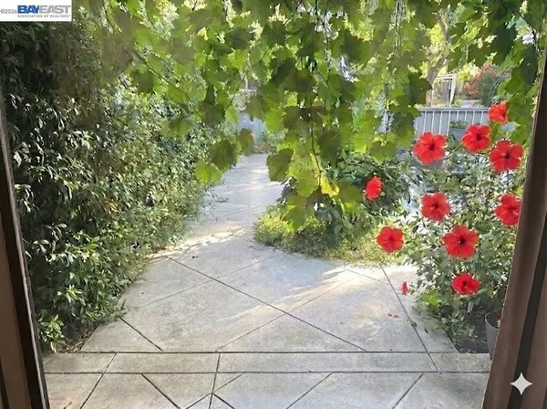$1,200,000 | 7332 Stonedale Drive, Pleasanton, CA 94588