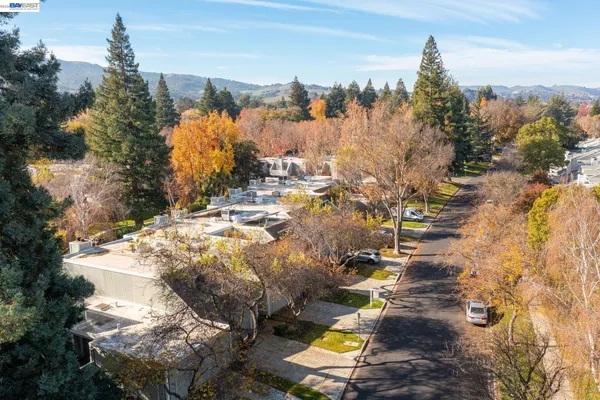 $1,200,000 | 7332 Stonedale Drive, Pleasanton, CA 94588