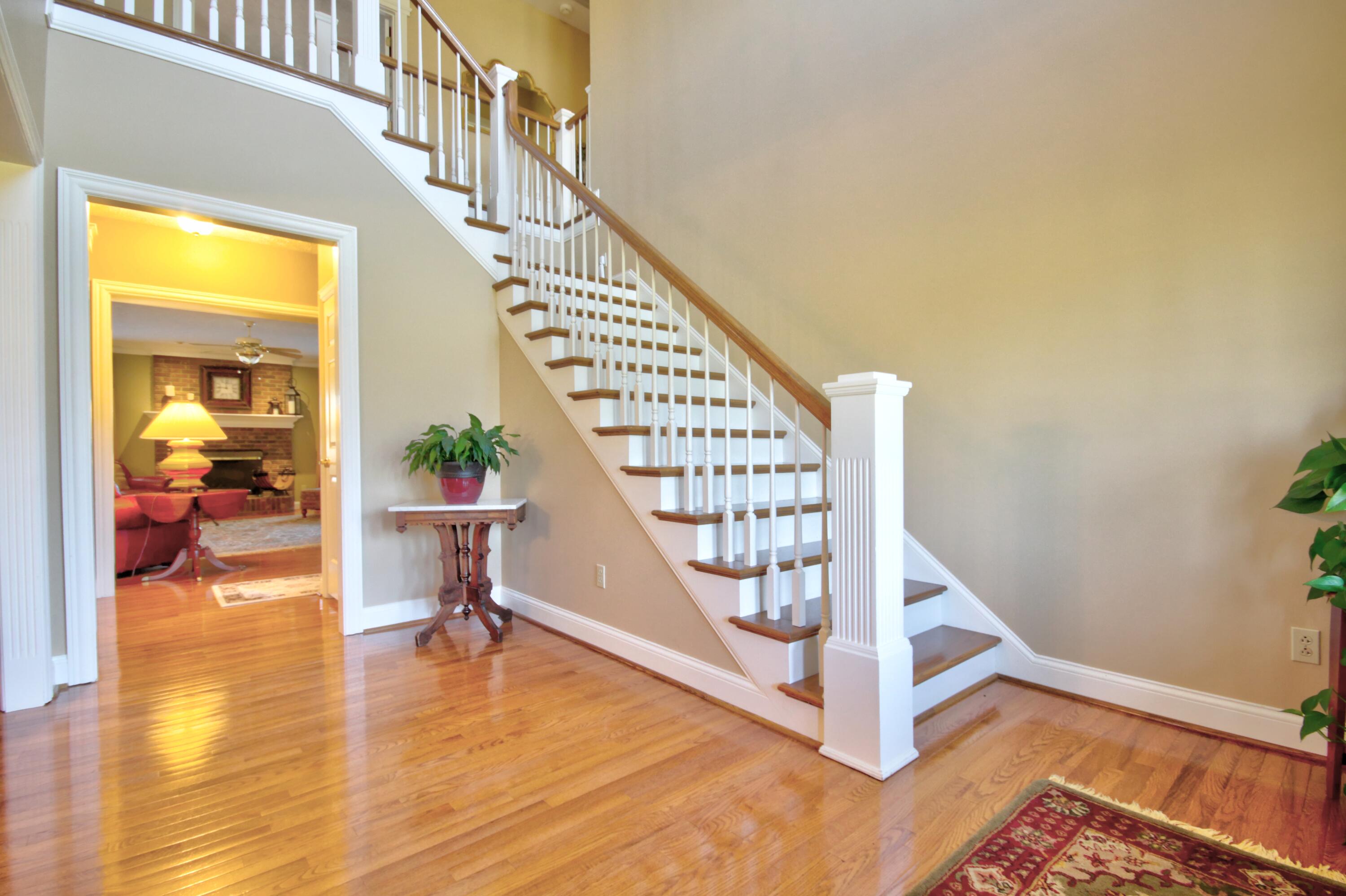 2080 Muir Station Road Lexington, KY 40516 - Photo 8 of 74 21