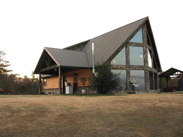 a house view with a outdoor space