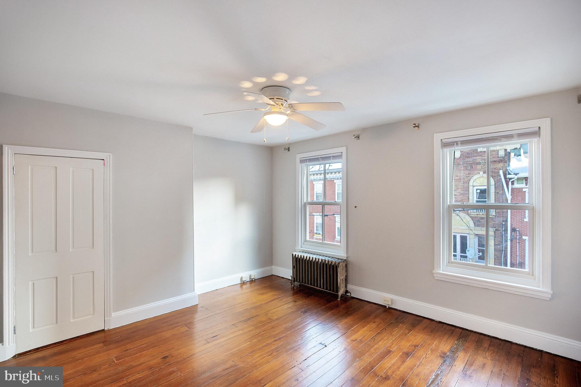 726 South 16th Street Philadelphia, PA 19146 - Photo 22 of 32 3rd floor front bedroom