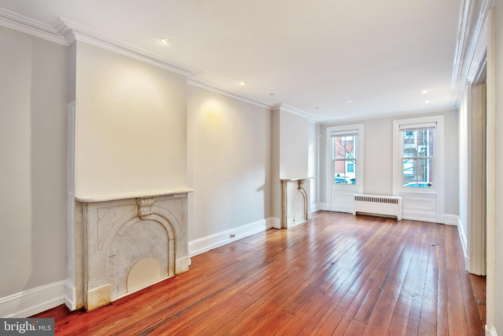 726 South 16th Street Philadelphia, PA 19146 - Photo 3 of 32