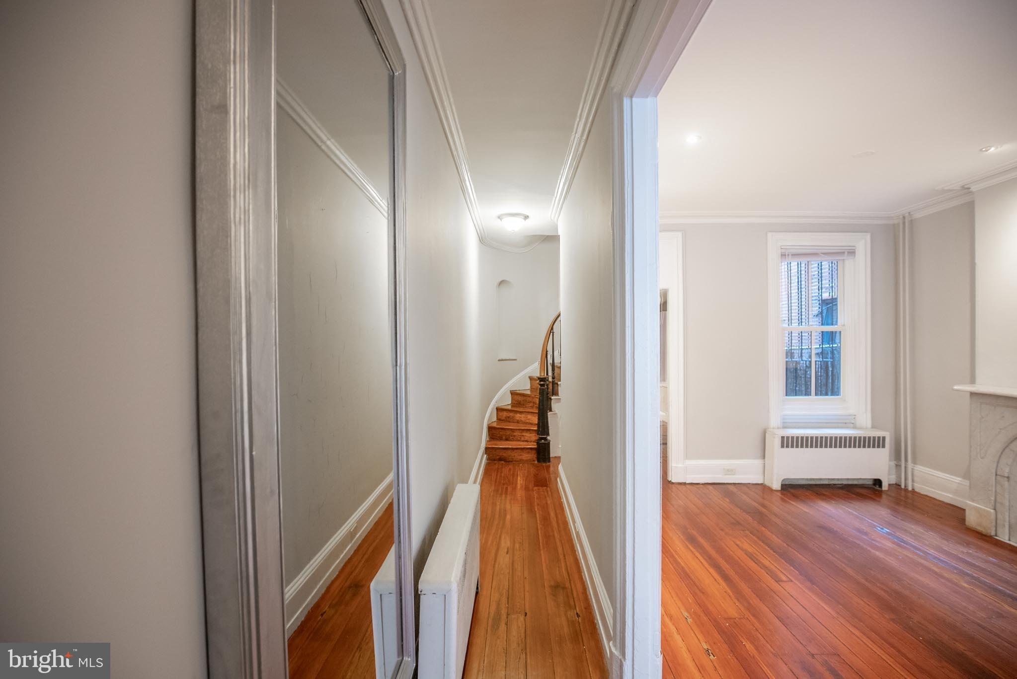 726 South 16th Street Philadelphia, PA 19146 - Photo 5 of 32 entrance hallway