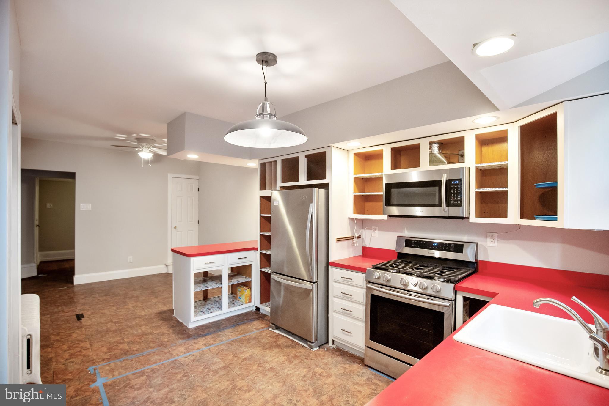 726 South 16th Street Philadelphia, PA 19146 - Photo 10 of 32 easily update this functional kitchen