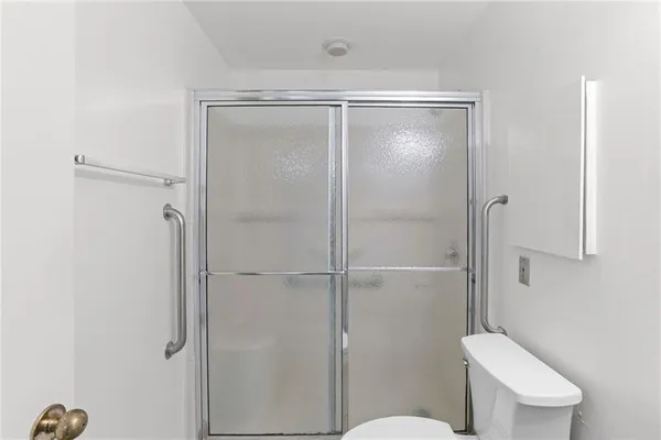 $169,000 | 5715 Beacon Street, Unit 509, Pittsburgh, PA 15217