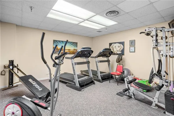 $169,000 | 5715 Beacon Street, Unit 509, Pittsburgh, PA 15217