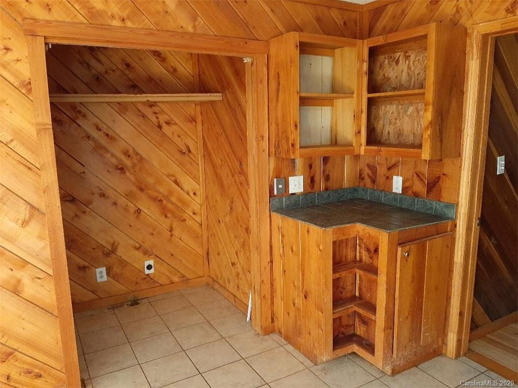 5829 Liner Creek Road Clyde, NC 28721 - Photo 16 of 21