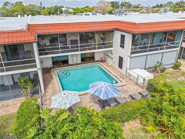 $119,900 | 4728 Orange Grove Boulevard, Unit 10, North Fort Myers, FL 33903