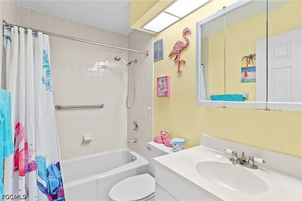 $119,900 | 4728 Orange Grove Boulevard, Unit 10, North Fort Myers, FL 33903